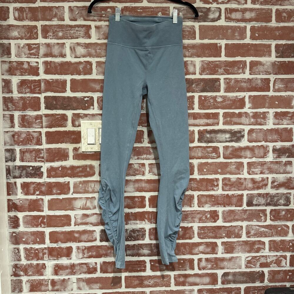 Lululemon Inner Glow Tights in Washed Chambray with Ruched Legs Size 4 EUC